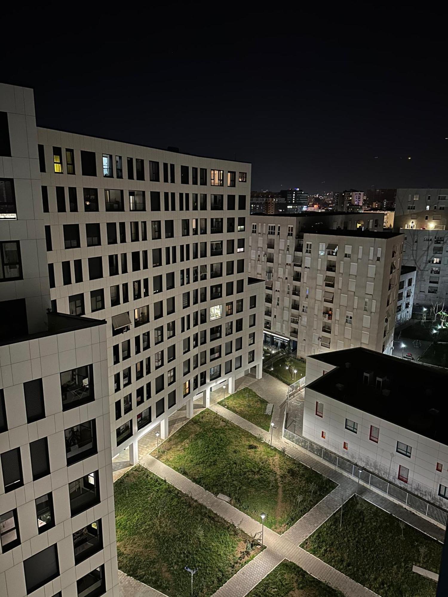 Second Home 1 Tirana Buitenkant foto
